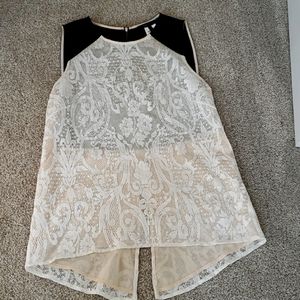 BCBGMAXAZRIA Women's Kaley Sleeveless Lace Top